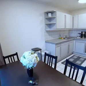 Lea-apartment, 2 Raum, Balkon Tg Zentral Am Park , Leipzig Deutschland